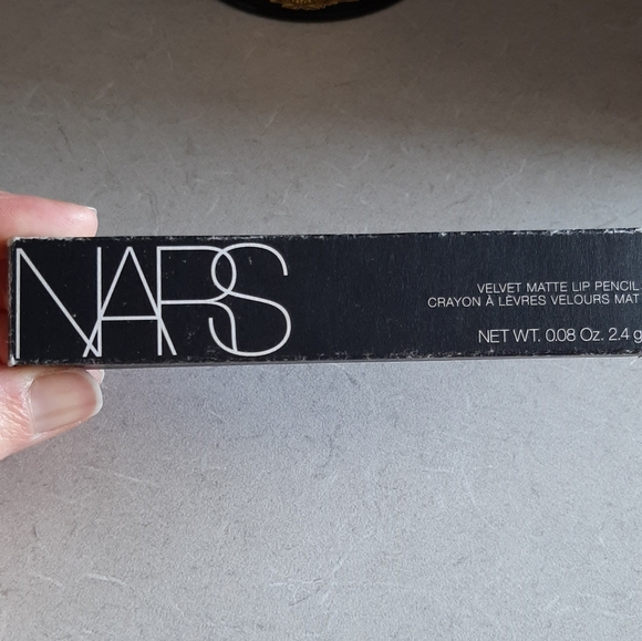 NARS Velvet Matte Lipstick Pencil - Picture 4 of 4